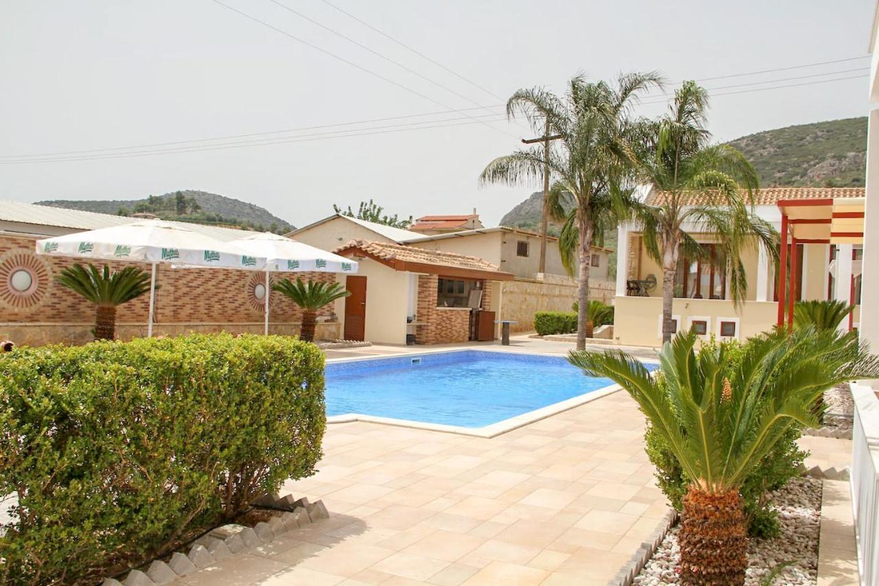 Αριων Village & Suites Nafplion Exteriör bild