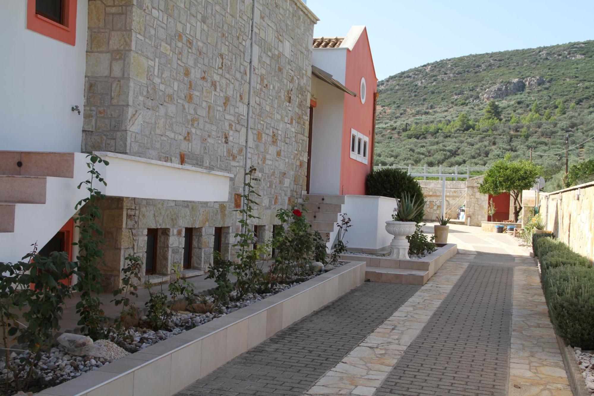 Αριων Village & Suites Nafplion Exteriör bild