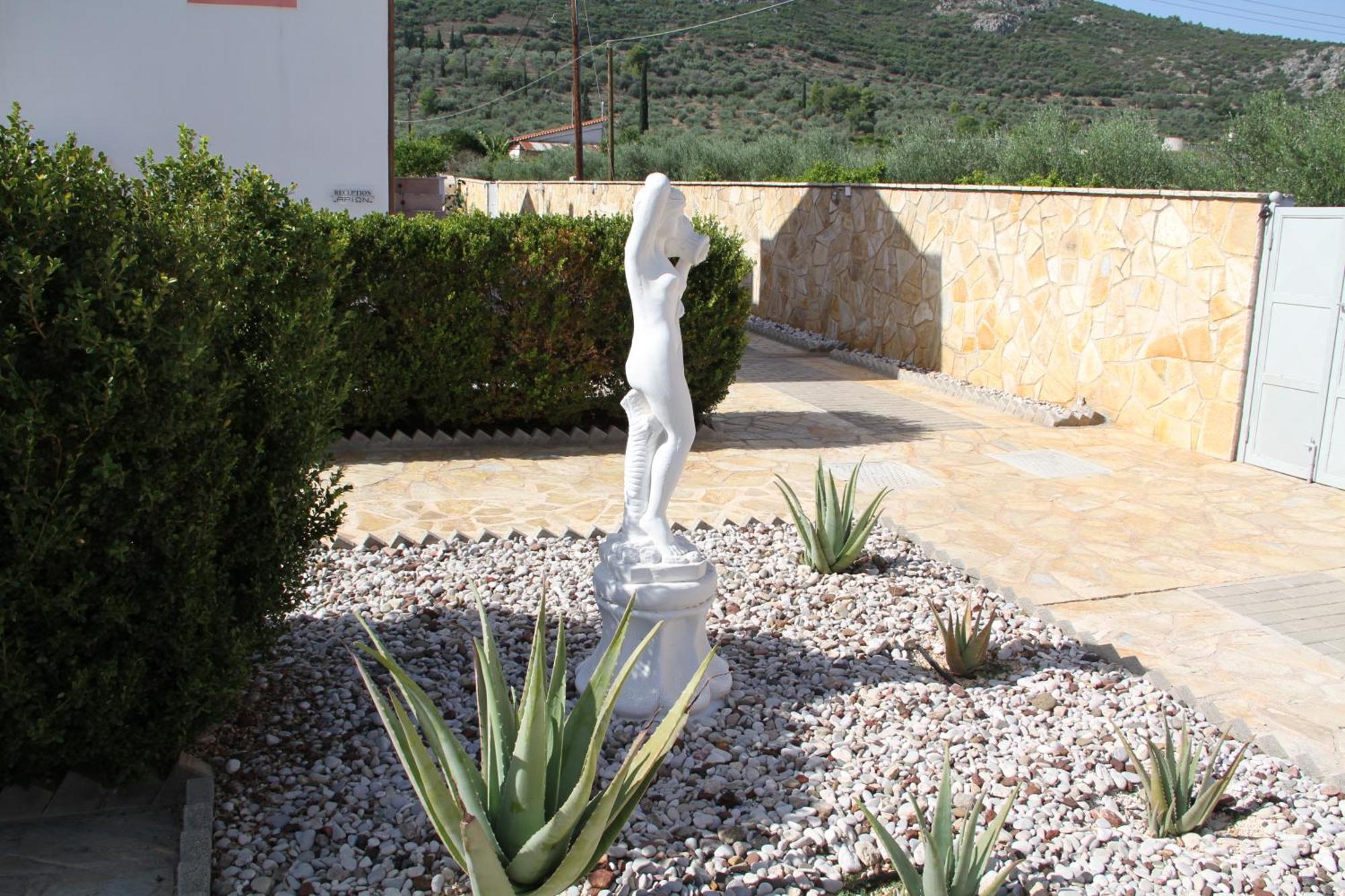 Αριων Village & Suites Nafplion Exteriör bild