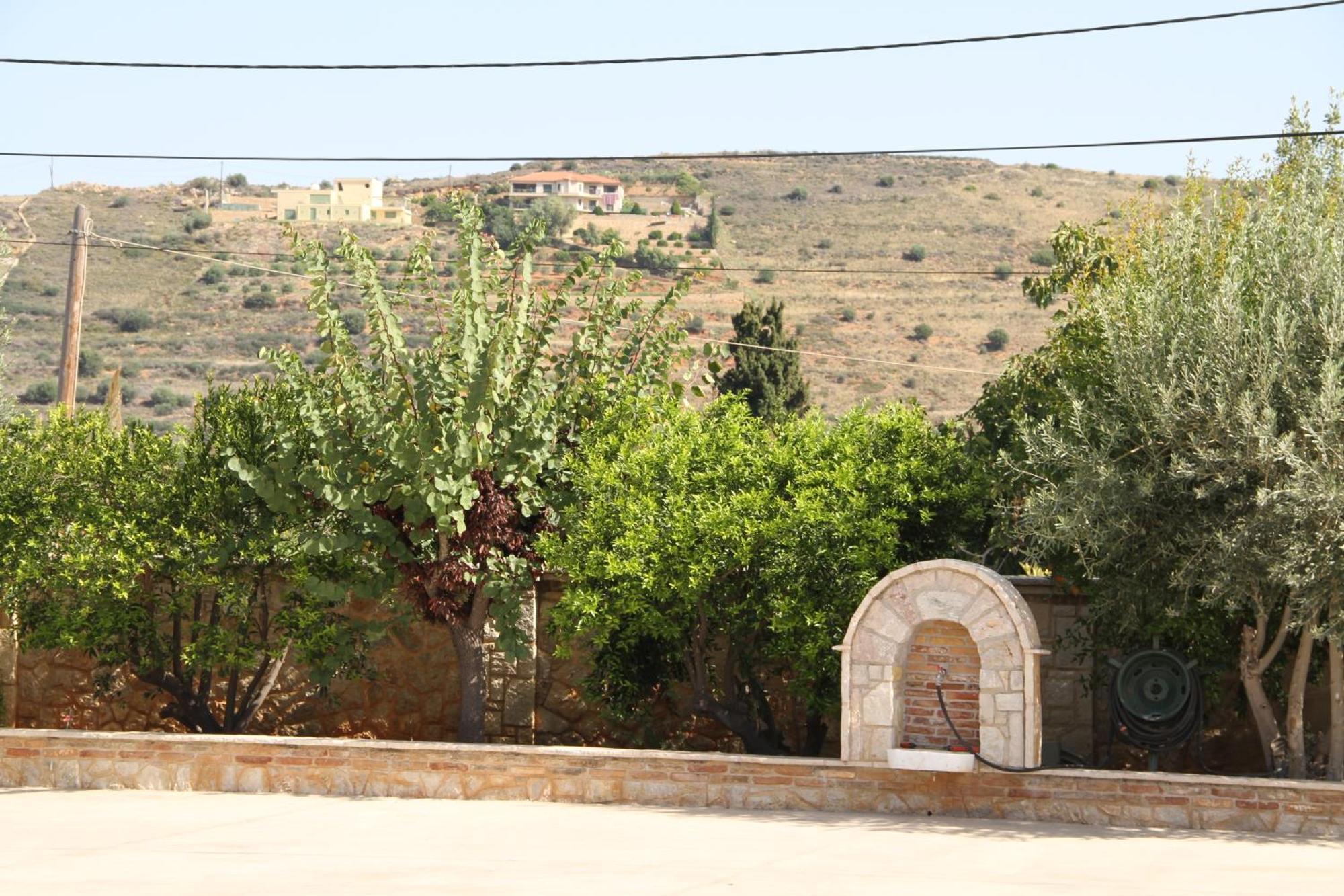Αριων Village & Suites Nafplion Exteriör bild